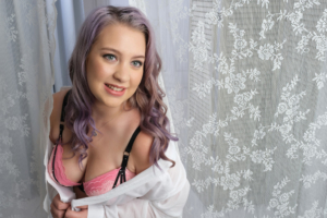 curvy-boudoir-photographer
