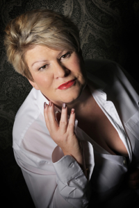 curvy-boudoir-photography