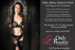 dark-and-sultry-boudoir-photography